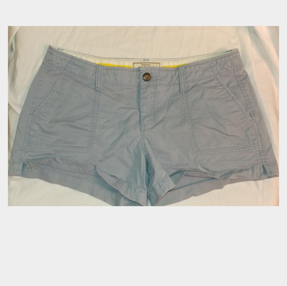 Old Navy gray shorts